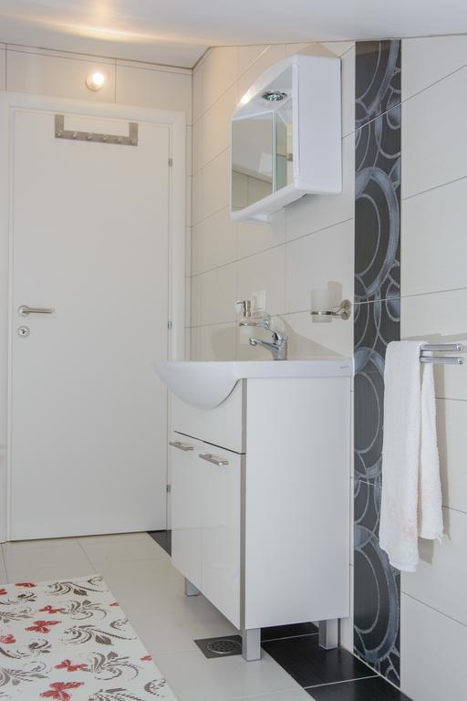 Appartamento Apartman Daria Traù Esterno foto