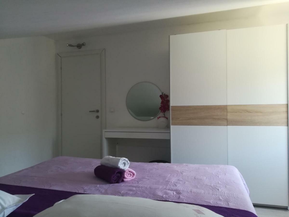 Appartamento Apartman Daria Traù Esterno foto